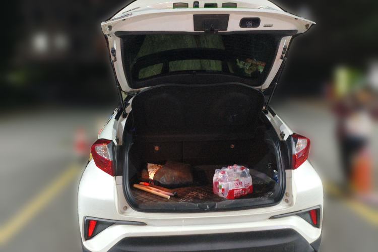 Used Toyota C-HR 2018 2.0L Leading Edition China VI