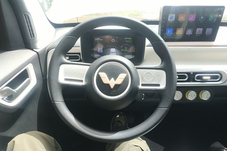 Used Wuling Hongguang MINIEV 2024 3rd Generation 215km Youth Edition
