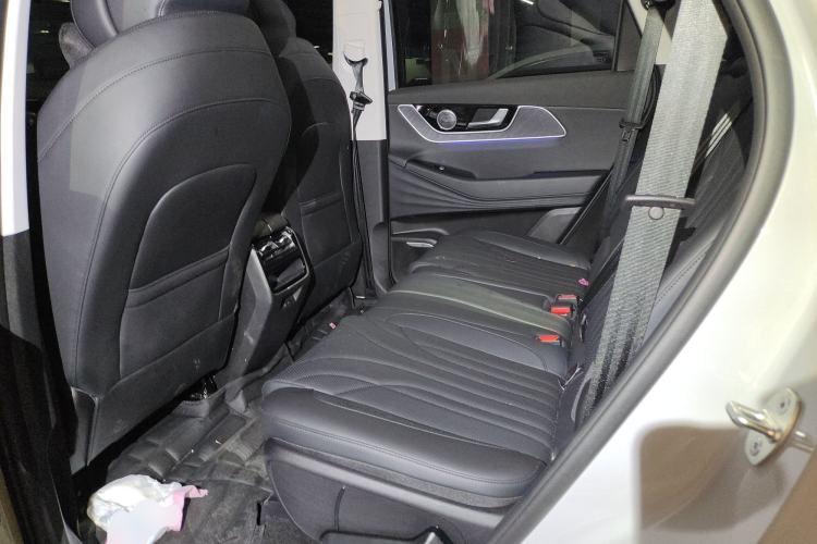 Used Chery Fengyun T9 2025 120 Long-Range Luxury Version 7 Seats Lithium Iron Phosphate