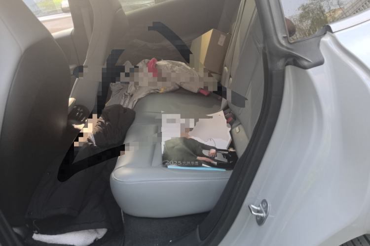 Used Nio ET5 2022 75 kWh Left Rear Seat