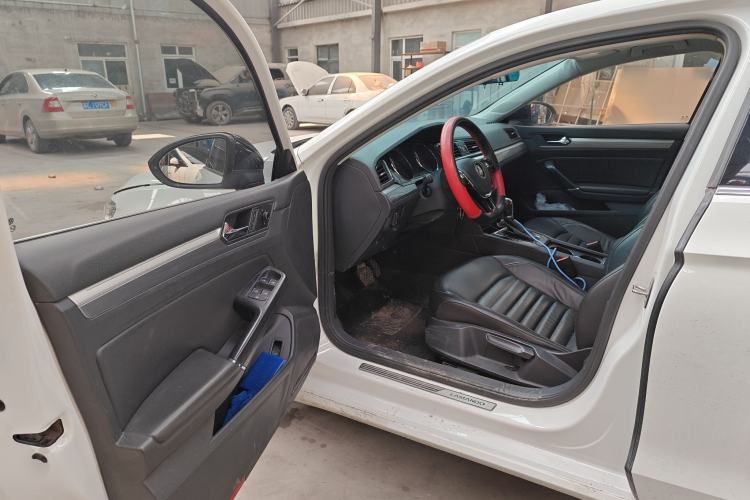 Used Volkswagen Lamando 2018 280TSI DSG Comfort Edition
