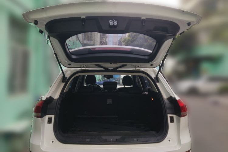 Used Haval H6 2017 Red-Label 2.0T Automatic Two-Wheel Drive Leading Edition
