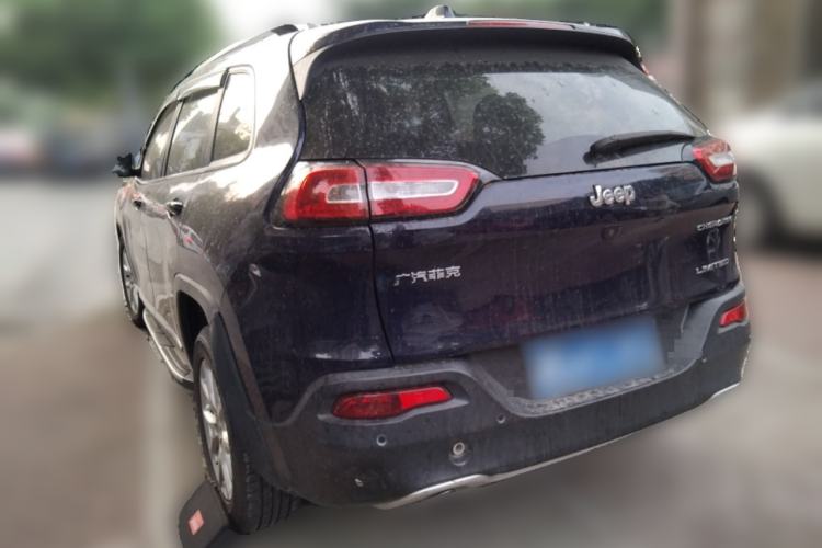 Used Jeep Cherokee 2017 2.0L Superior Edition