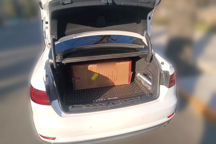 Used Audi A4L 2018 30th Anniversary Edition 40 TFSI Trendy Model
