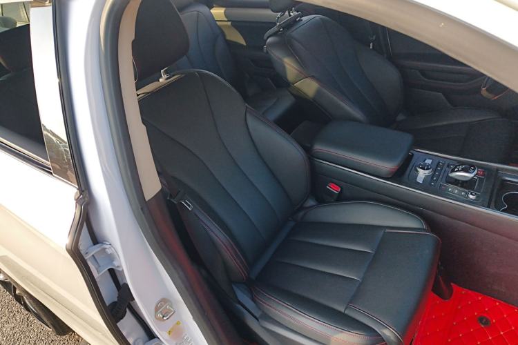 Used BYD Tang New Energy 2018 DM 2.0T All-Wheel Drive Smart Connectivity Luxury Model 7 Seats China V Emission Standard