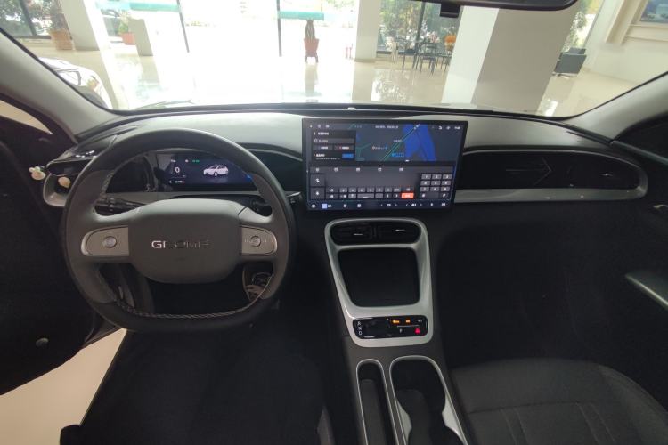 Used Geely Galaxy Geome 2026 Model 410km Exploration Edition Center Console