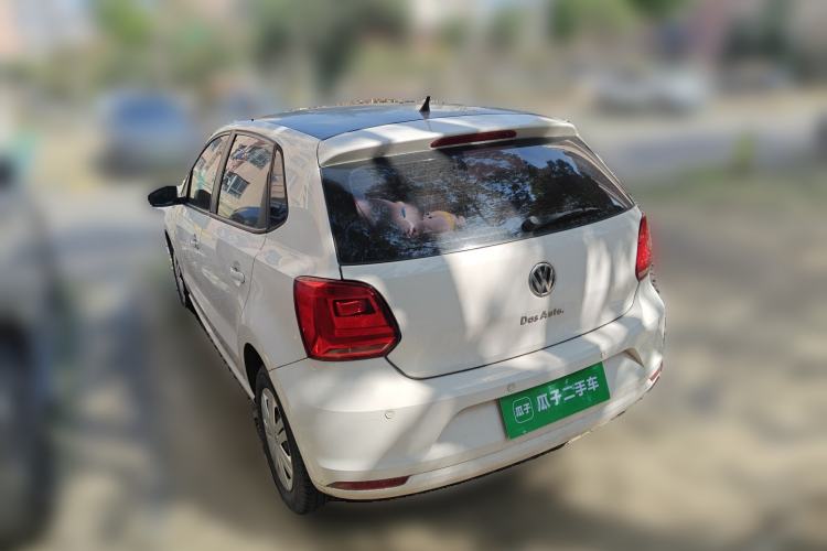 Used Volkswagen Polo 2016 1.4L Manual Fashion Model