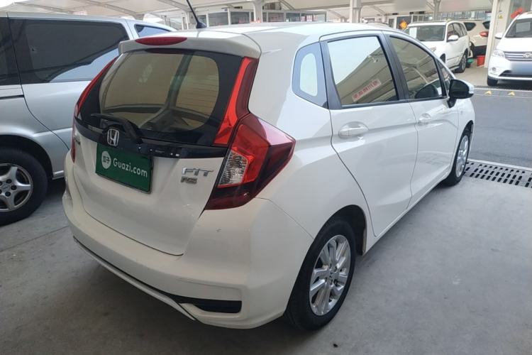Used Honda Fit 2018 1.5L CVT Comfort Sunroof Version Rear Right 45 Deg