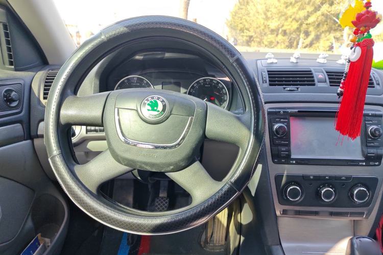 Used Skoda Octavia 2012 1.6L Manual Yijie Edition