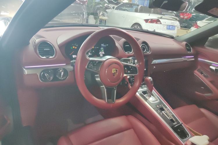 Used Porsche 718 2023 Boxster Style Edition 2.0T Center Console