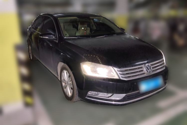 Used Volkswagen Magotan 2012 Revised 1.8TSI Luxury Version Front Right 45 Deg