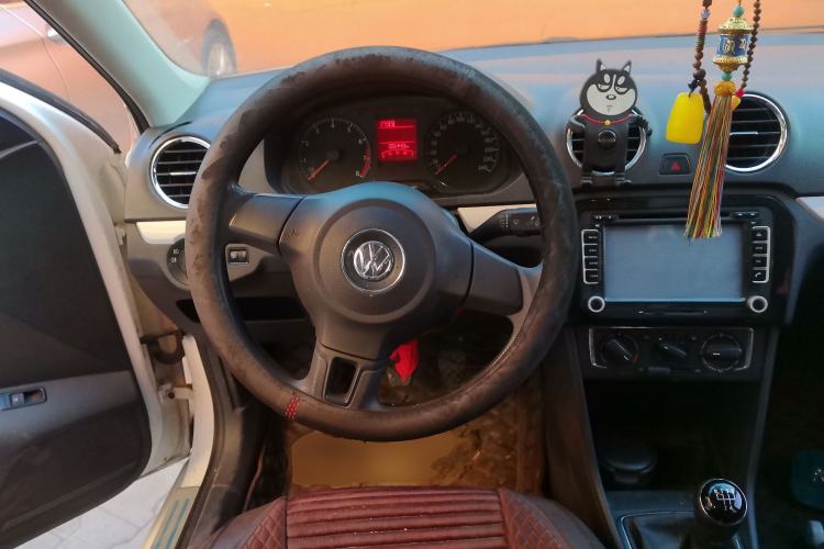 Used Volkswagen Jetta 2015 Zhuihui Edition 1.6L Manual Comfort Model