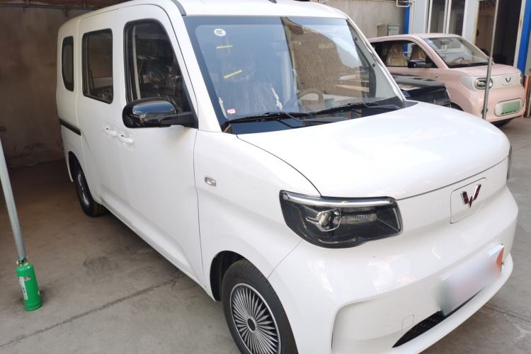Used Wuling Zhiguang New Energy 2025 Standard Model
