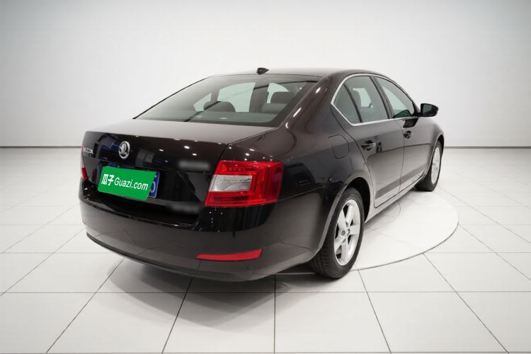 Used Skoda Octavia 2015 1.6L Automatic Yijie Edition
