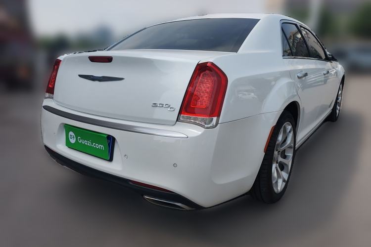 Used Chrysler 300C 2016 3.0L Supreme Edition

