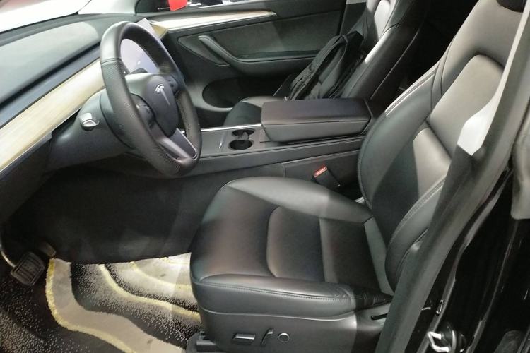 Used Tesla Model Y 2022 Rear-Wheel-Drive Version