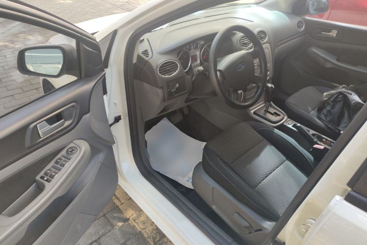 Used Ford Focus 2013 Hatchback Classic 1.8L Automatic Base Model