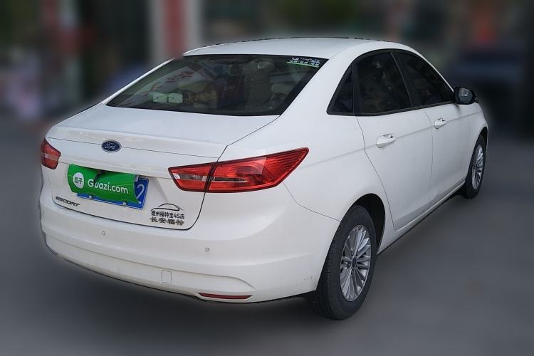 Used Ford Escort 2015 1.5L Automatic Comfort Edition Rear Right 45 Deg