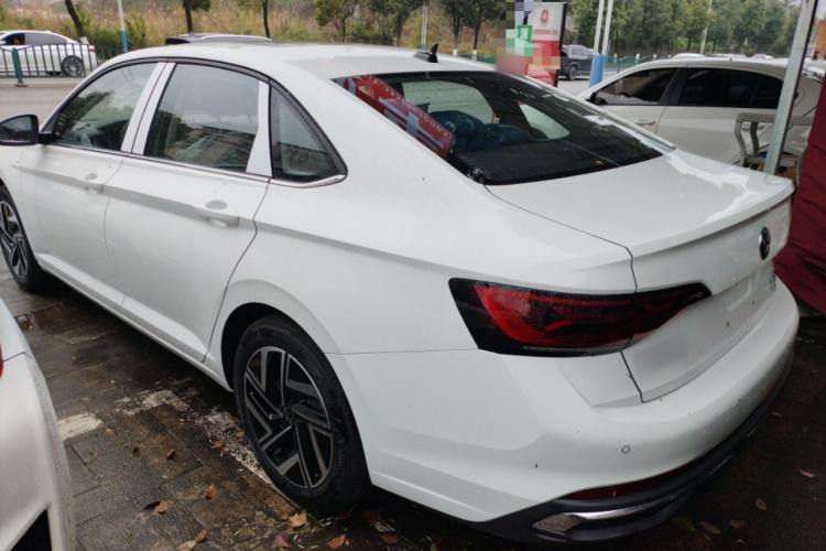 Used Volkswagen Sagitar 2025 Facelifted 300TSI DSG Flyover Edition