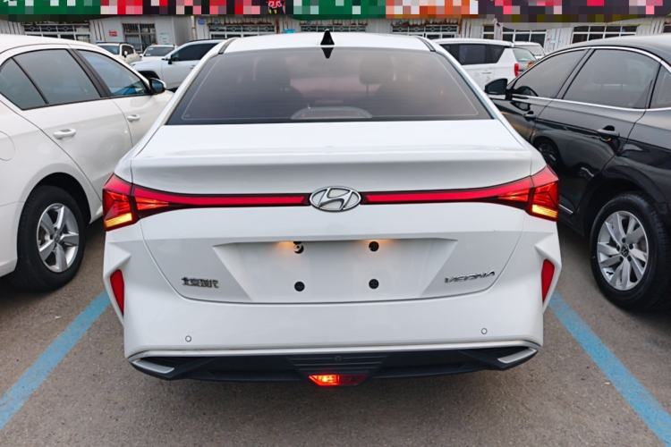 Used Hyundai Verna (new generation) 2020 1.4L CVT GLS Cool Edition Rear