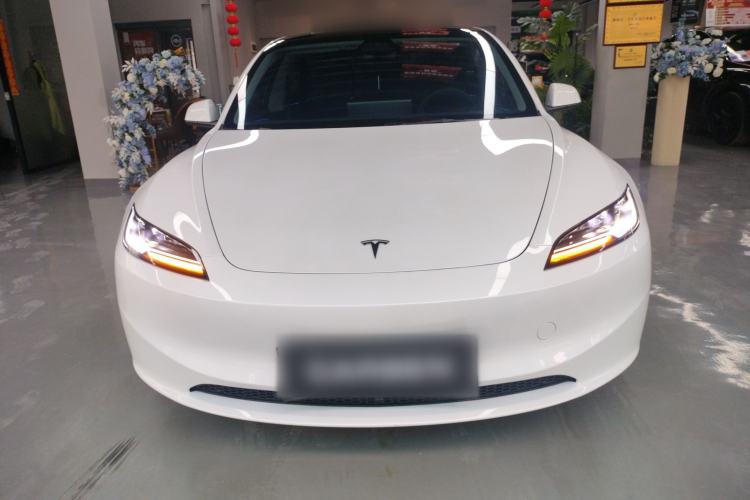 Used Tesla Model 3 2025 Model Revised Rear-Wheel-Drive Version
