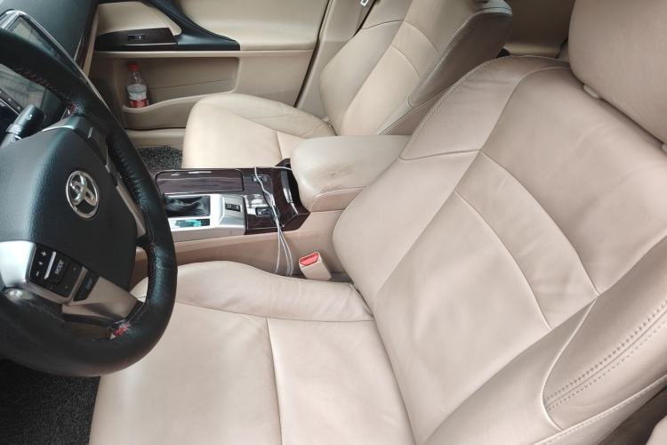 Used Toyota Reiz 2012 2.5V Fengdu Elite Stylish Edition Left Front Seat