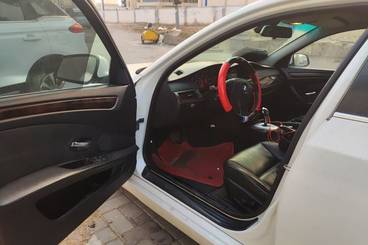 Used BMW 5 Series 2010 520Li Leading Model