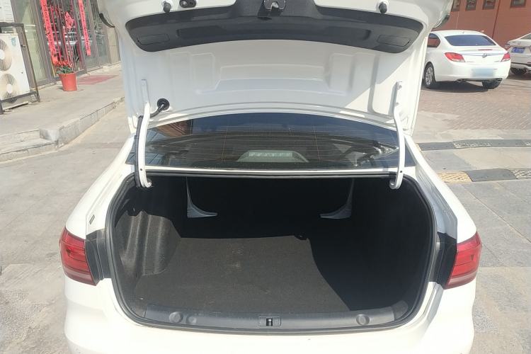 Used Volkswagen Lavida 2019 Lavida Start 1.5L Automatic Trendy Version China VI Standard Trunk