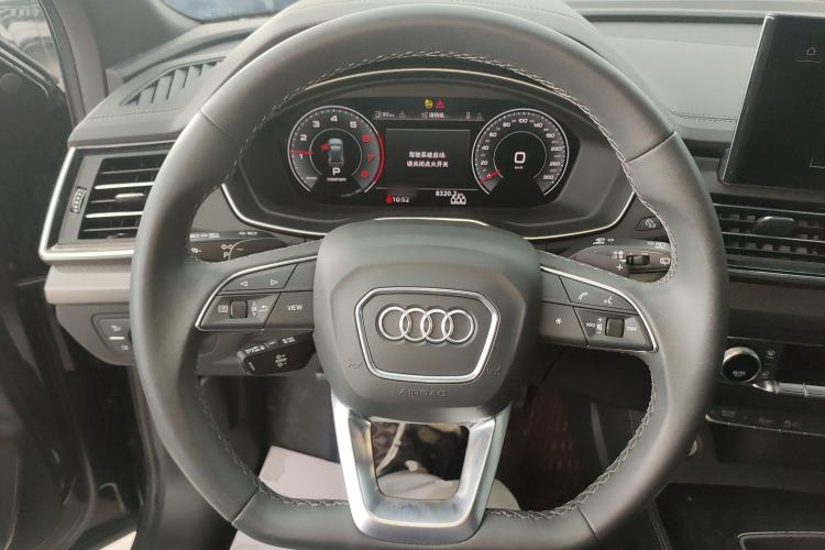 Used Audi Q5L 2023 40T Luxury Dynamic Model
