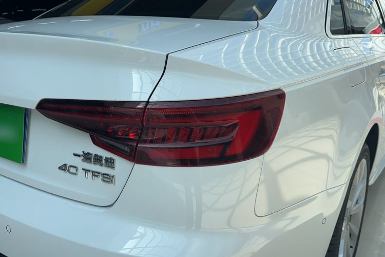 Used Audi A4L 2019 40 TFSI Fashion Version China V
