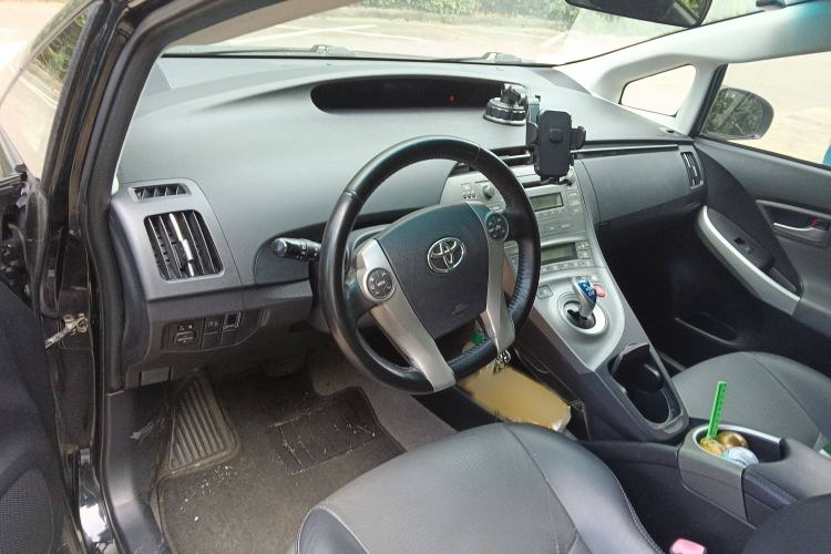 Used Toyota Prius 2012 1.8L Luxury Edition
