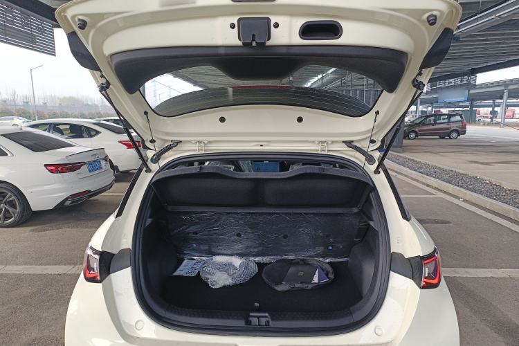 Used BYD Dolphin 2025 420km Free Edition
