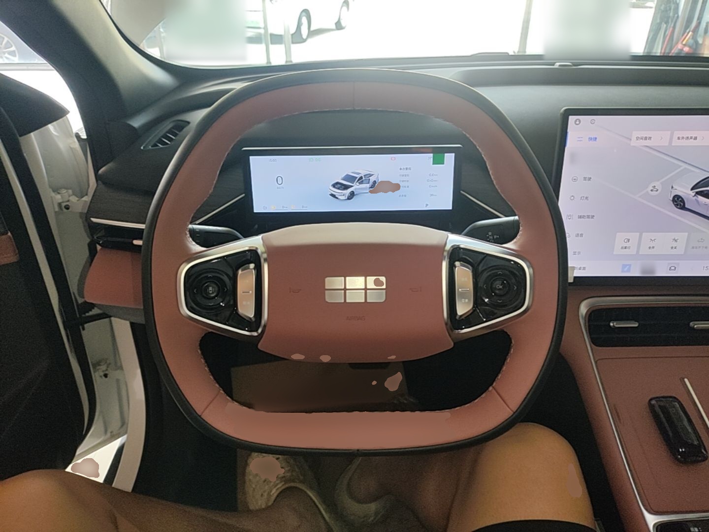 Geely Galaxy L6 2025 EM-i 140km Explorer+ Edition — снимка 13