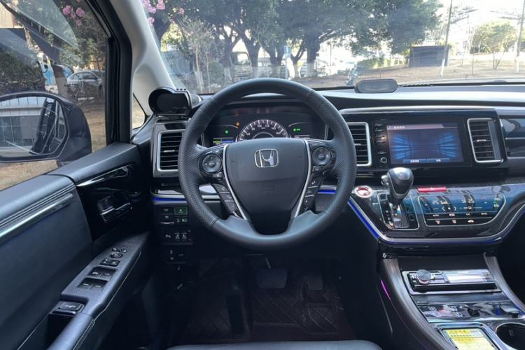 Used Honda Elysion 2019 2.0L Hybrid Luxury Edition