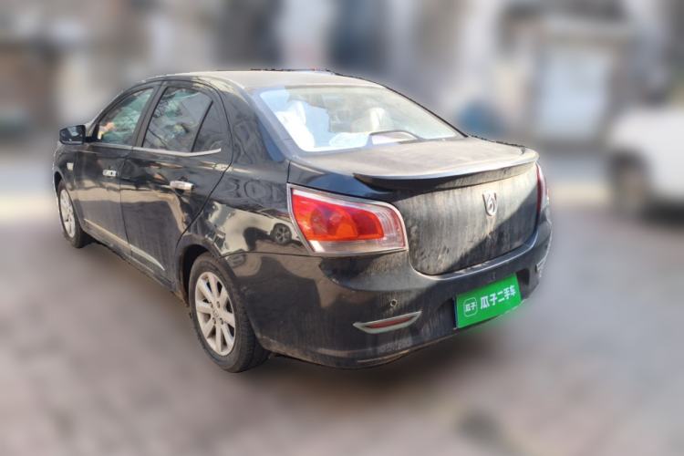 Used Baojun 630 2011 1.5L manual Elite version