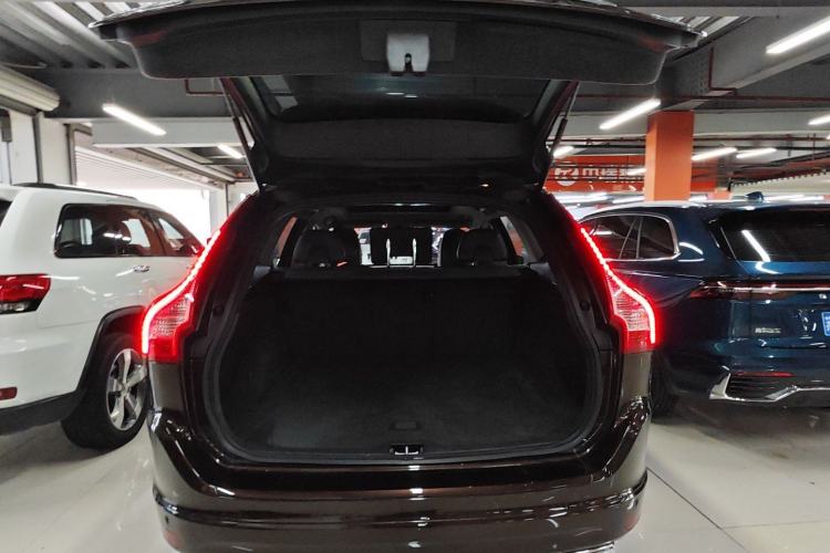 Used Volvo XC60 2017 T5 AWD Smart Upgrade Edition