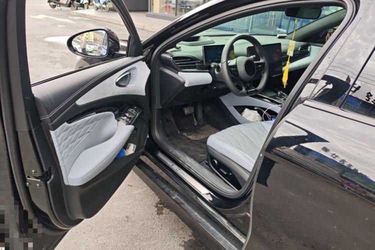 Used BYD Seal 2022 700 km Long-Range Rear-Wheel-Drive Version
