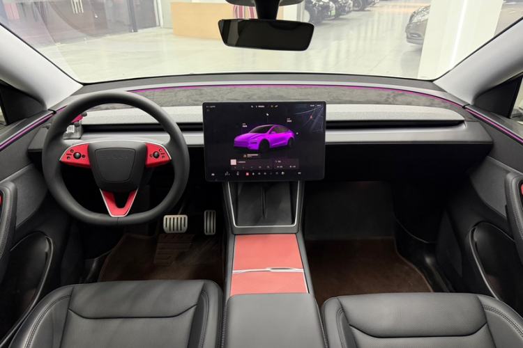 Used Tesla Model Y 2025 Rear-Wheel-Drive Version
