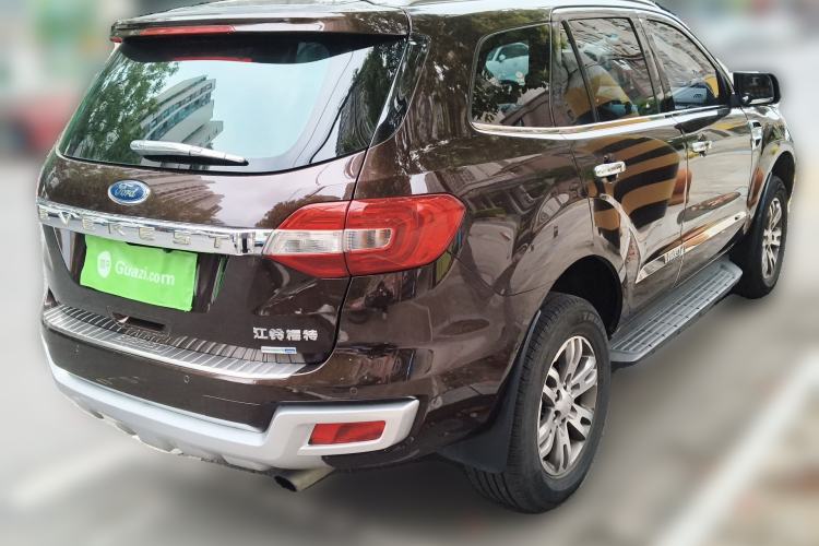 Used Ford Everest 2017 2.0T Gasoline Automatic 4x4 Luxury Edition 7 Seats
