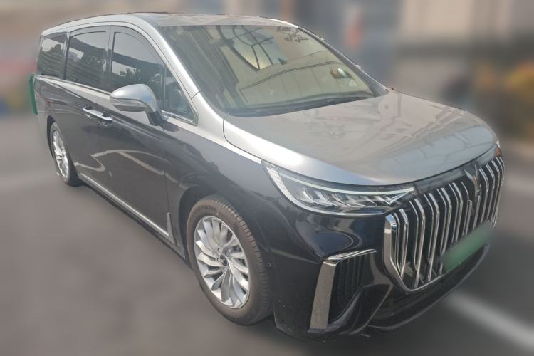 Used VOYAH Dream 2024 PHEV Extended-Range Premium Edition Front Right 45 Deg