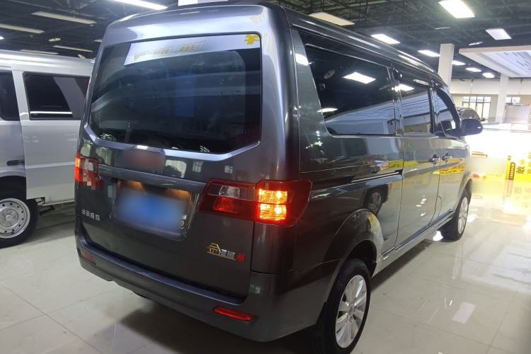 Used Jinbei Gold Hiace M Classic 2022 1.5L Engineering Lion Passenger Vehicle 5 Seats