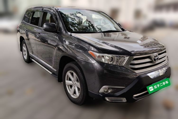 Used Toyota Highlander 2012 2.7L Two-Wheel Drive 7-Seater Elite Edition Front Right 45 Deg