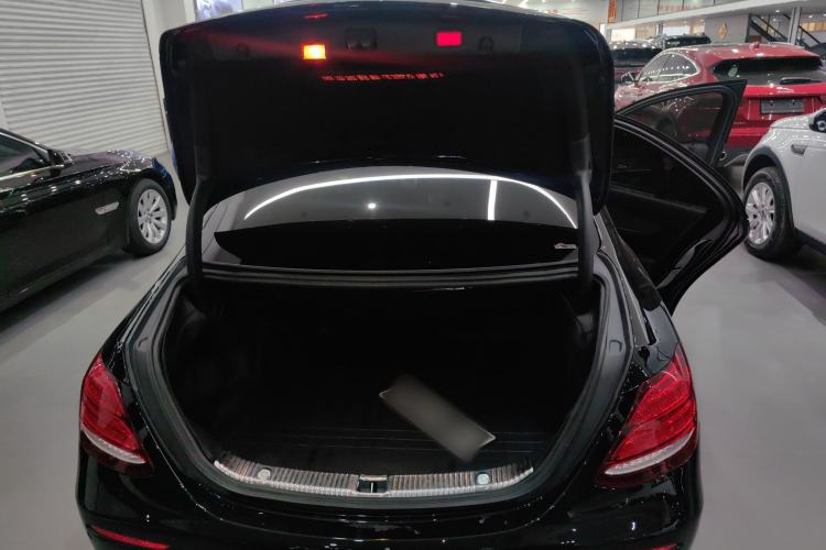 Used Mercedes-Benz E-Class 2017 Restyled E 300 Sport Edition