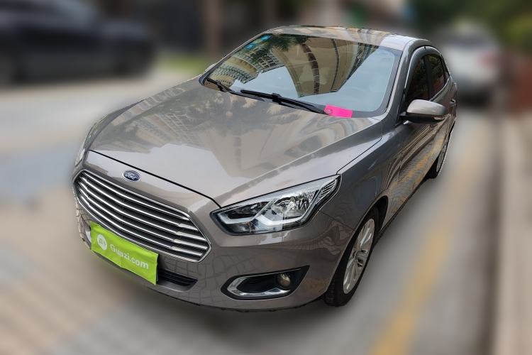 Used Ford Escort 2015 1.5L Automatic Fashion Model