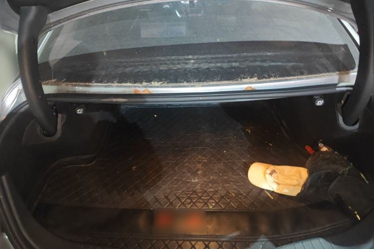 Used Hongqi H5 2022 Classic Model 1.5T DCT Flagship Edition Trunk