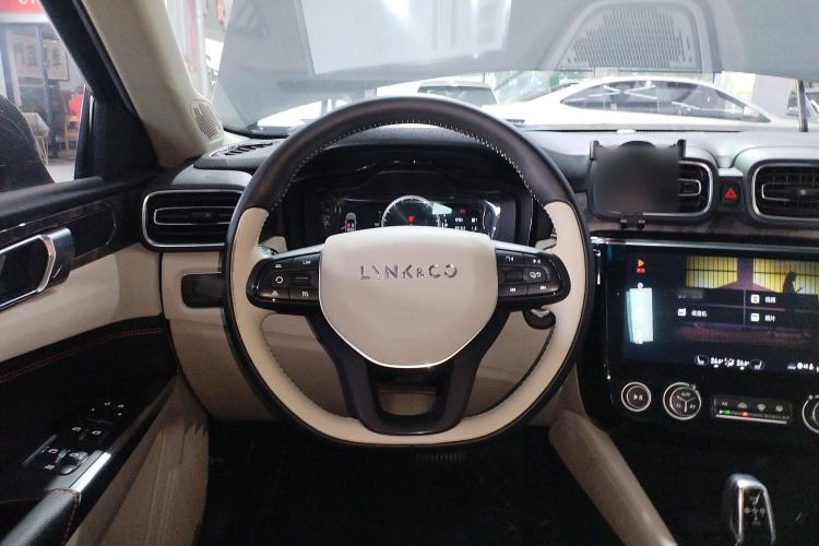 Used Lynk & Co 02 2019 1.5T DCT Two-Wheel Drive Zhaoban Version China VI Standard