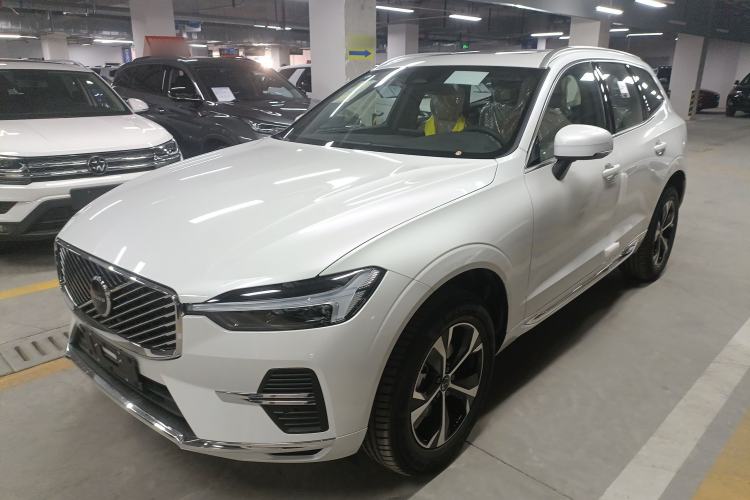 Used Volvo XC60 2026 B5 4x4 Smart Luxury Edition