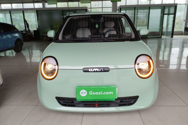 Used CHANGAN NEVO Lumin 2022 155 km – Refreshingly Sweet Edition Front