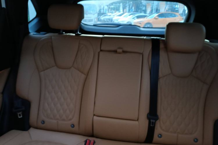 Used Bestune Yueyi 07 2025 210km Joyful Edition
