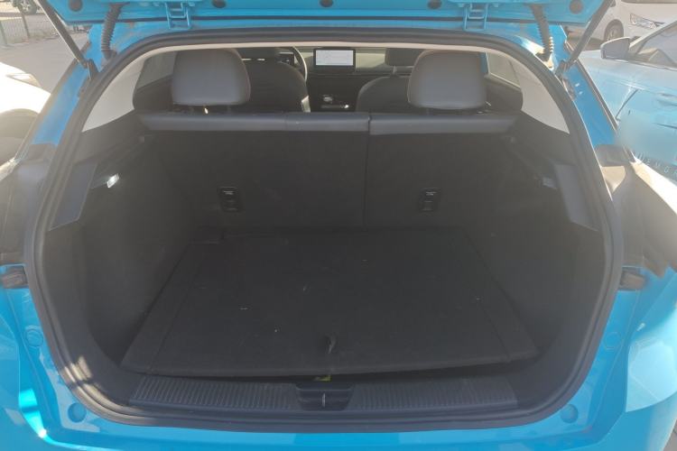 Used MG 4 EV 2022 425 km Luxury Edition
